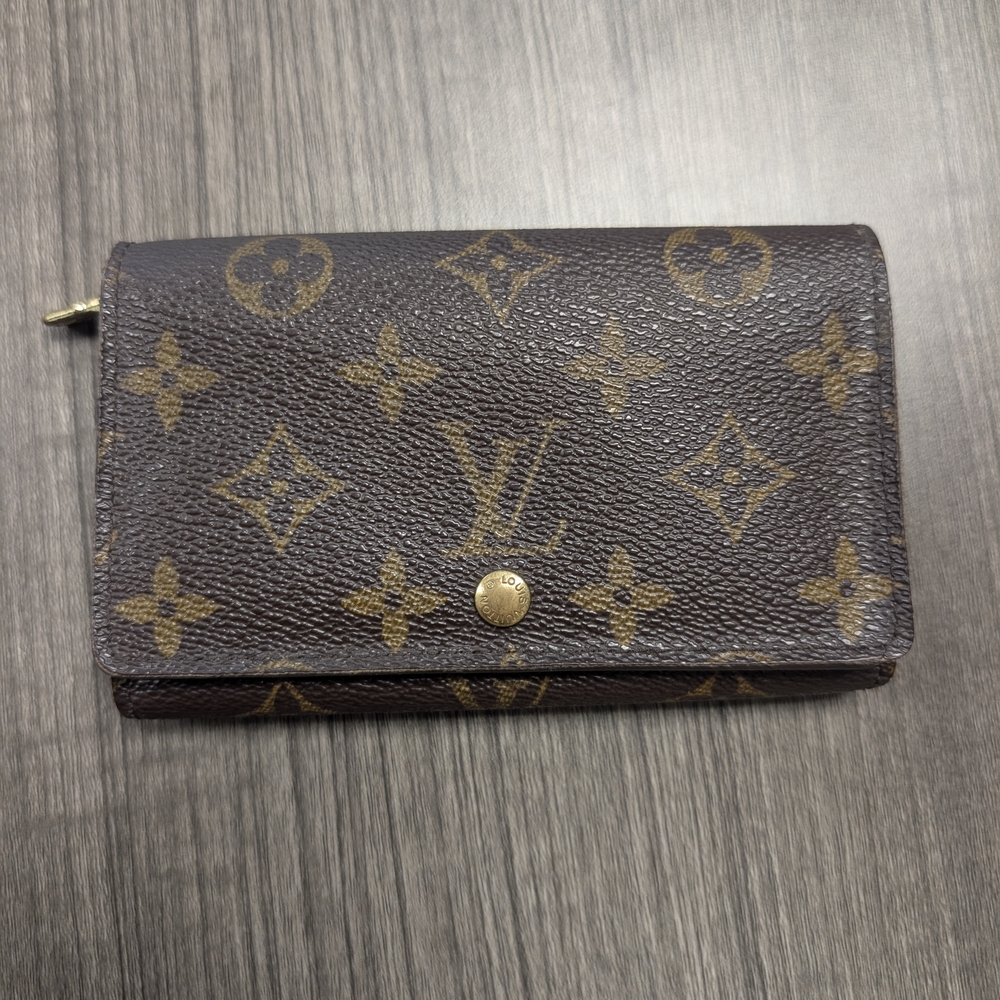 Vintage Louis Vuitton Monogram Tressor Wallet